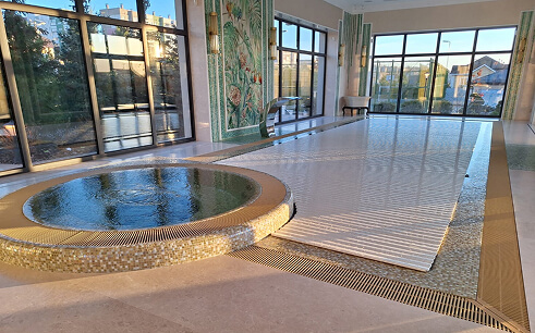 Переливной бассейн с джакузи Челябинская область